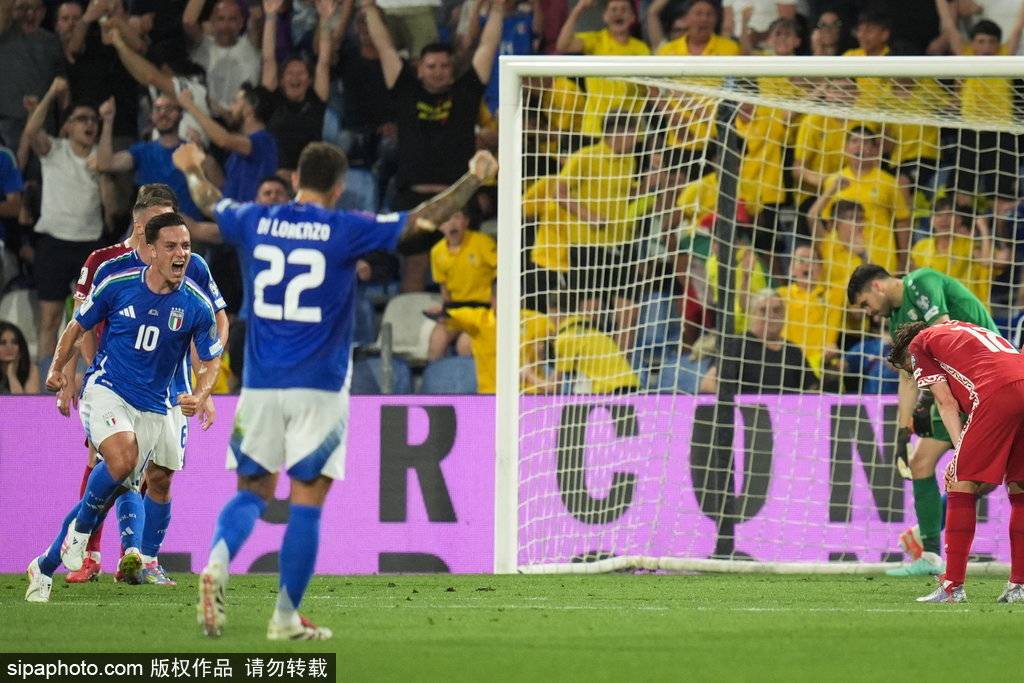 那不勒斯前锋停赛,球队攻击力受损 那不勒斯前锋停赛,球队攻击力受损